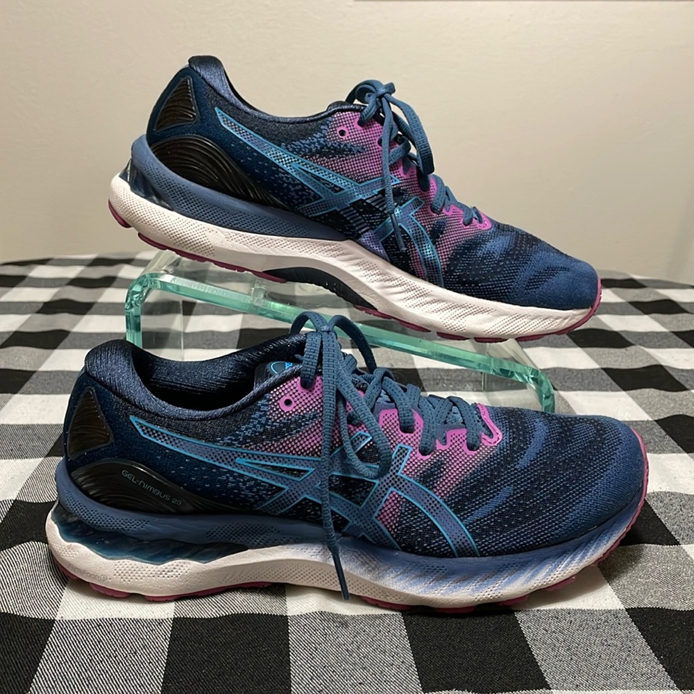 EXCELLENT! Asics Gel-Nimbus 23 FlyteFoam Running Shoes Women's Size 9.5 Sneakers